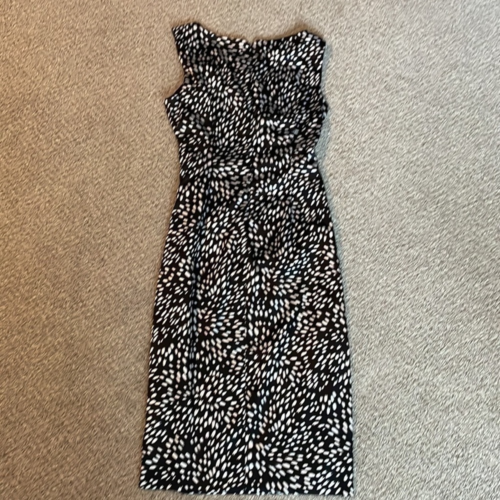 Womens Maggy London dress. - Picture 3 of 5
